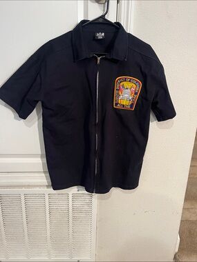 Men's Black Short-Sleeve Zip Shirt with Embroidered Patch